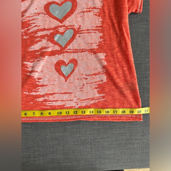 Carre Noir | Short Sleeve Women Tshirt | Queen of Hearts Metallic Heart T-Shirt - Picture 8 of 9